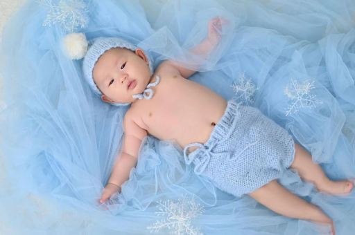 改则宝宝从床上掉下来